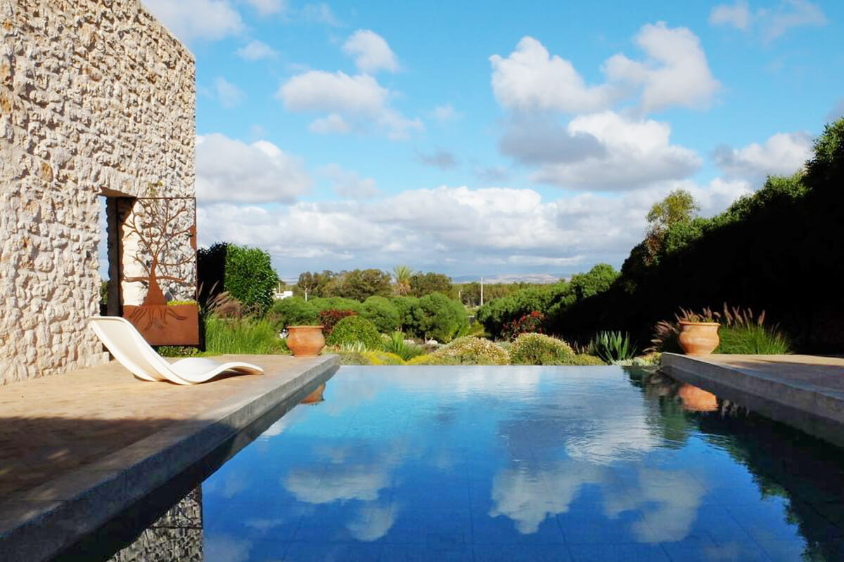 The riad pool